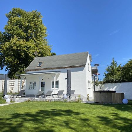 Villa Jenny - Ferienappartement 1 mit Meerblick Sassnitz Eksteriør billede