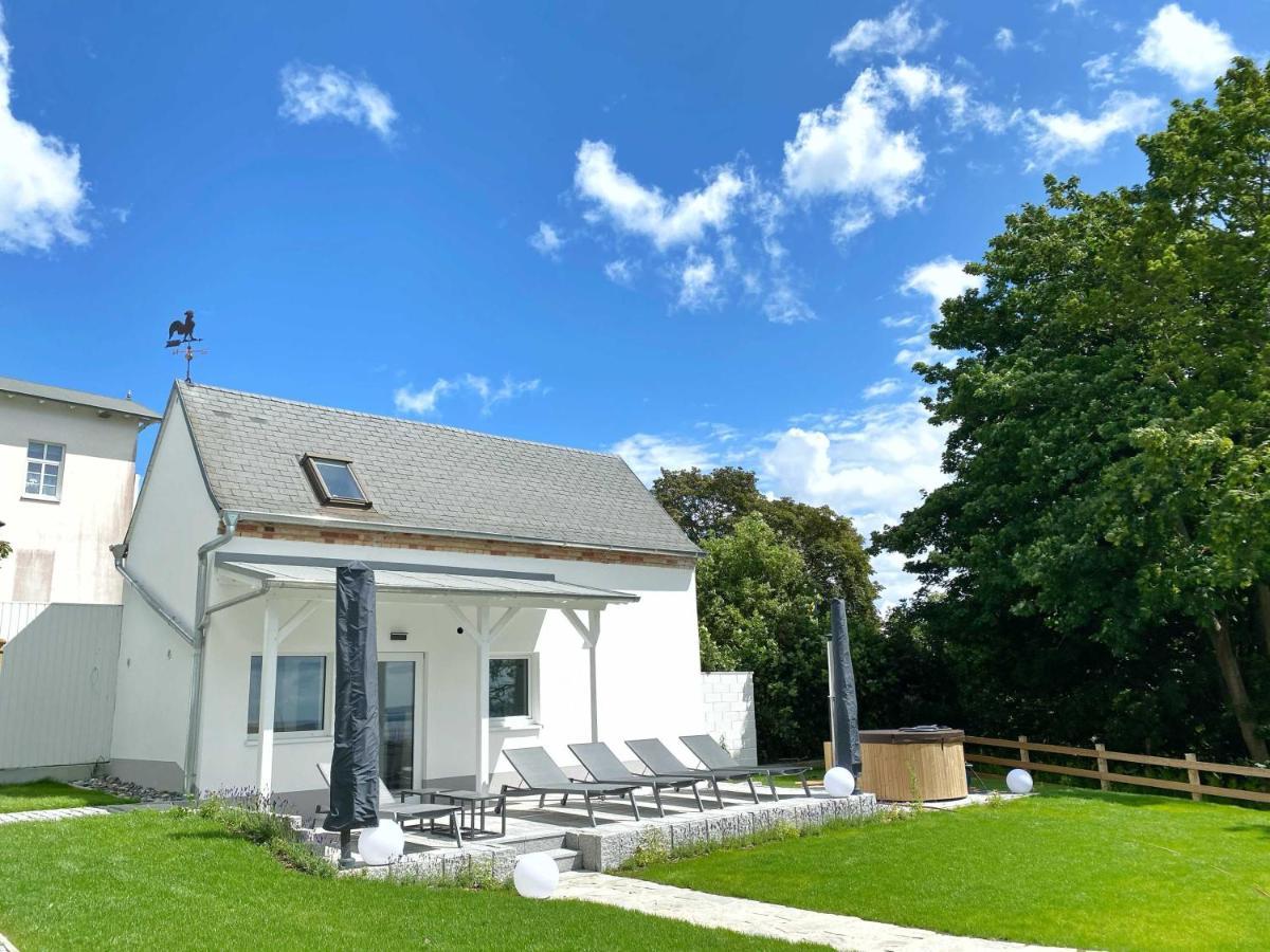 Villa Jenny - Ferienappartement 1 mit Meerblick Sassnitz Eksteriør billede