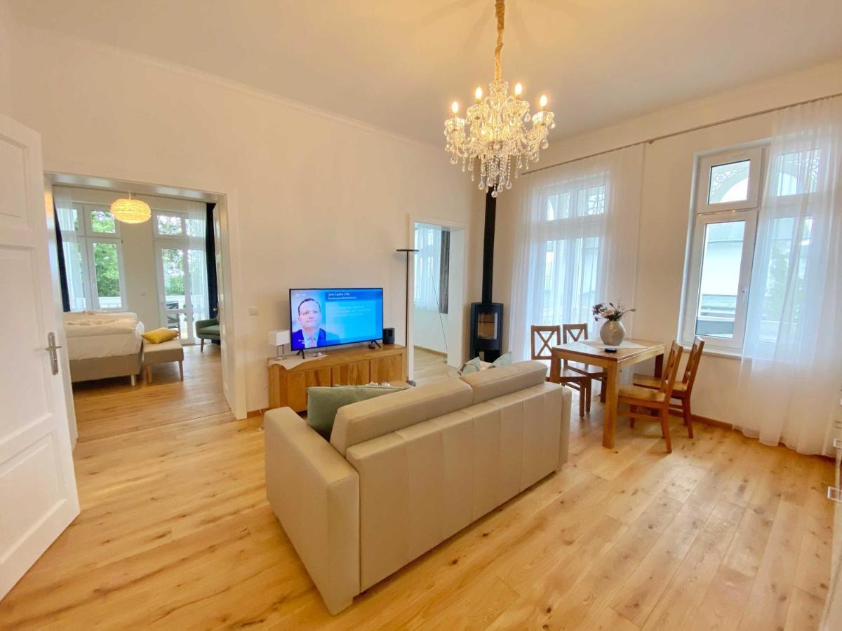 Villa Jenny - Ferienappartement 1 mit Meerblick Sassnitz Eksteriør billede