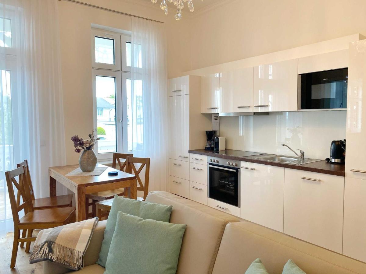 Villa Jenny - Ferienappartement 1 mit Meerblick Sassnitz Eksteriør billede